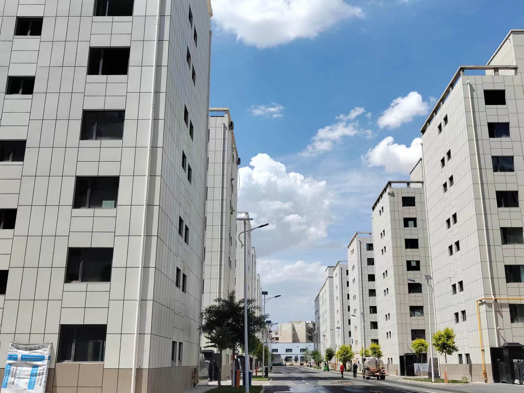 服務體系|蘭州樹屏食品產業園涵蓋了從原料采購、生產加工、質量控制到市場營銷的全流程